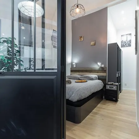 Angle Droit- Loft Et Atypique, Climatisation, Vieux-nice Appartement Nice