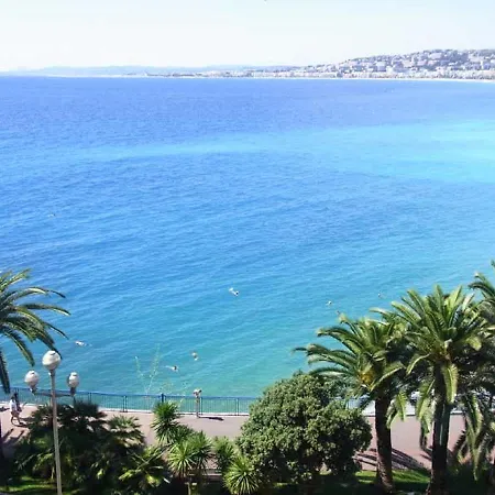 Angle Droit- Loft Et Atypique, Climatisation, Vieux-nice Appartement