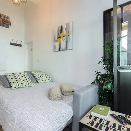 Angle Droit- Loft Et Atypique, Climatisation, Vieux-nice Apartment Nice